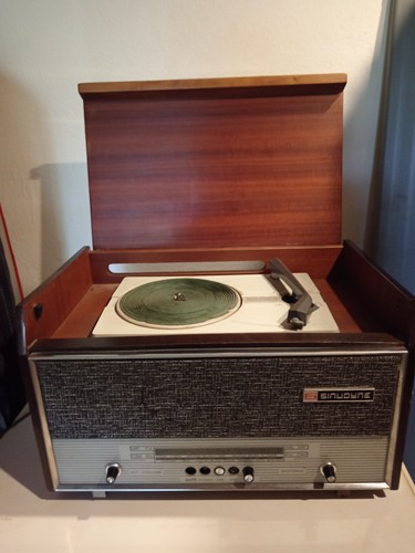 Sinudyne radio giradischi